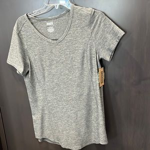 Duluth Women’s Armachillo Short Sleeve V-Neck T-Shirt, Size S, NWT